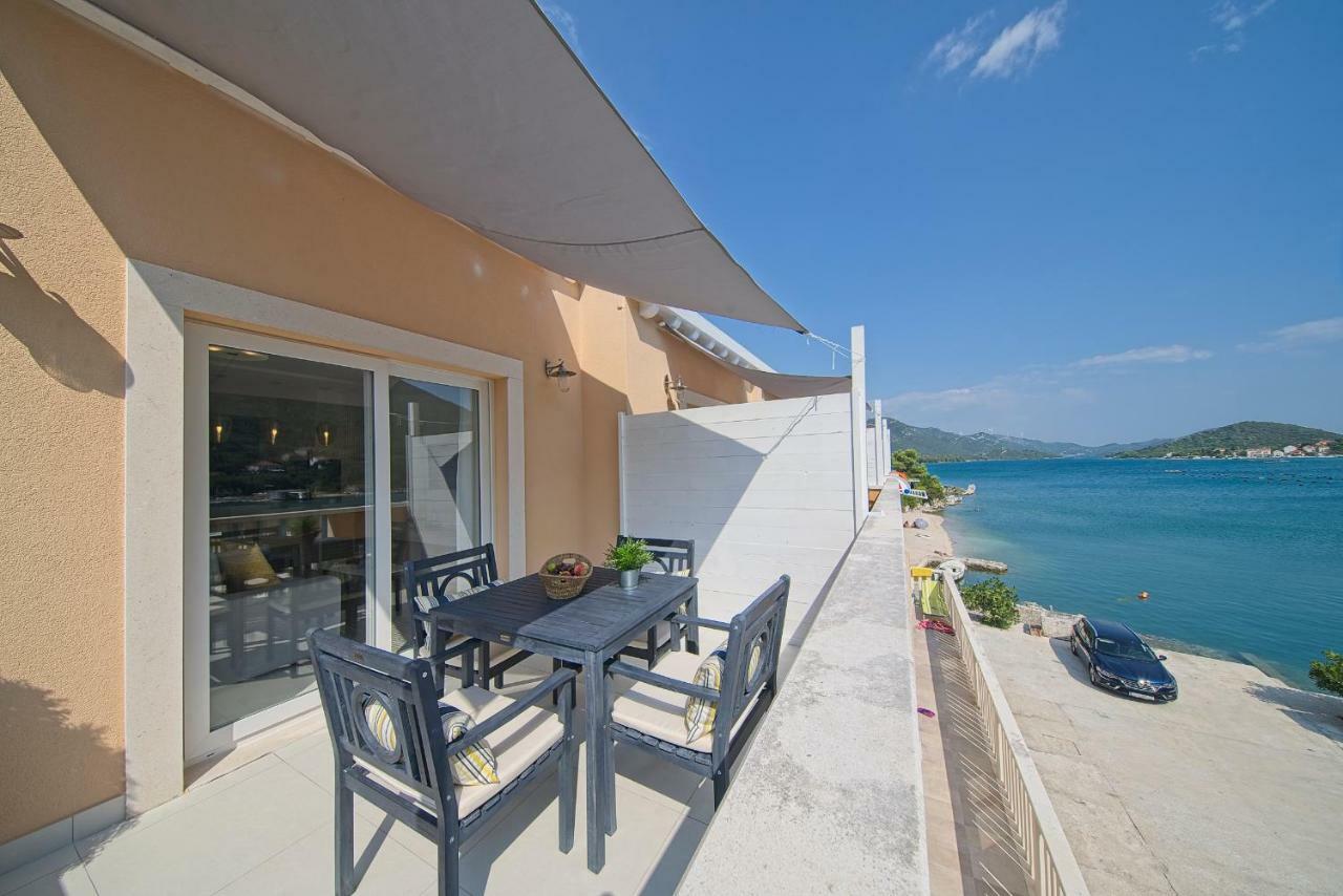 Oyster Paradise Blue Apartment ستون المظهر الخارجي الصورة
